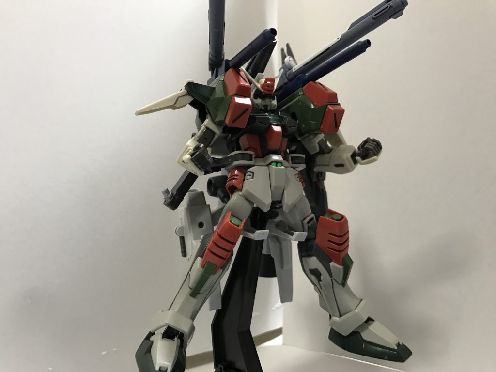 【機体素立ち(トールキャノン装備)】
MS用陽電子破城砲「トールキャノン」を装備した状態。