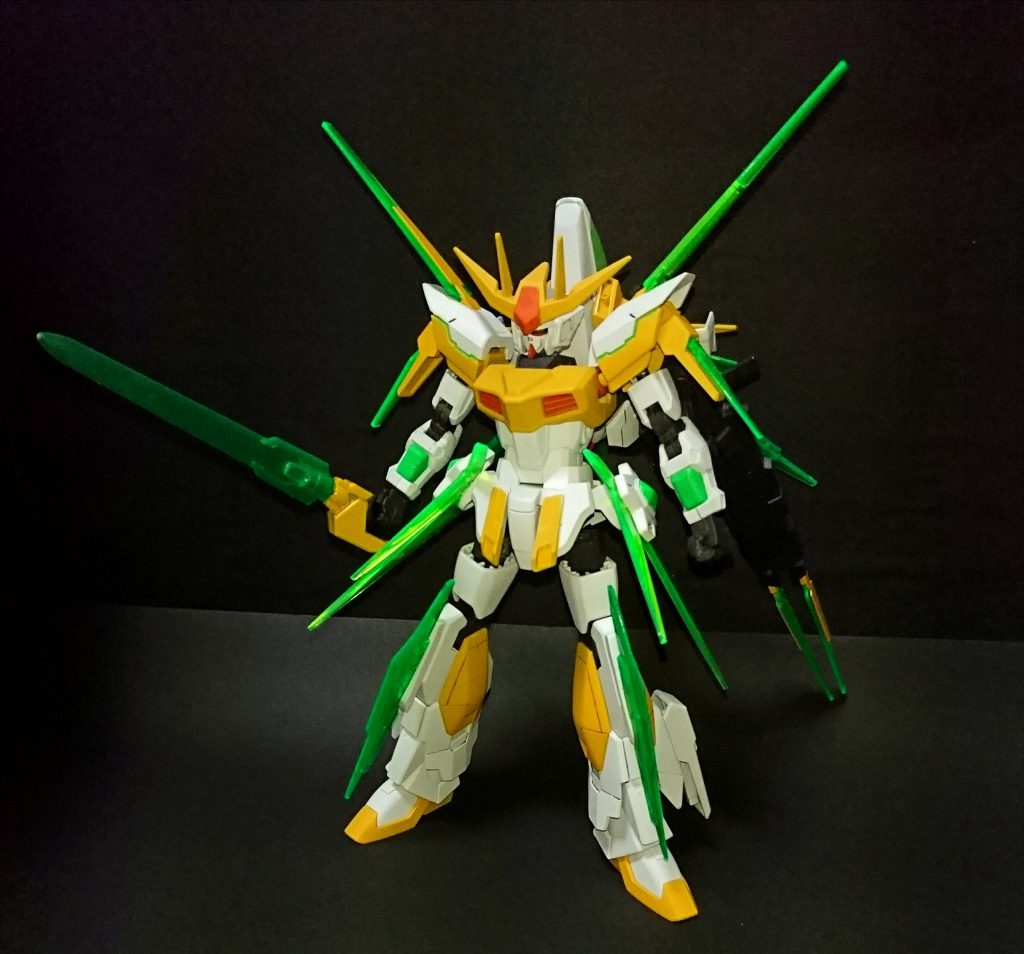 スターウイニングを使っているため勿論リアルモードも。レギュレーションの対象キットを使うためにトライバーニングの腕、ライトニングの足を使ったため1人トライファイターズみたいな機体になってます。
それに伴い手足の接続方法も変更したので可動範囲も大幅に向上しています。