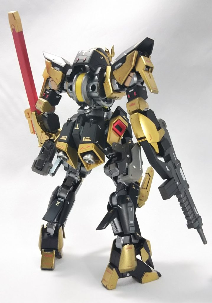 バックパックをパージした際のリアビュー。
バックパックの構想が固まるまでこの状態の纏まり具合もしっかりさせたかった為、個人的にはこの状態も大変気に入っております。