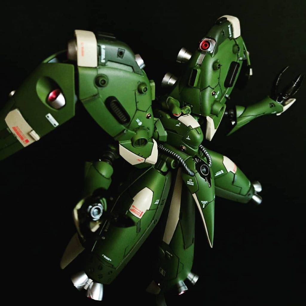 モナカ仕様だったので可動域拡張しました