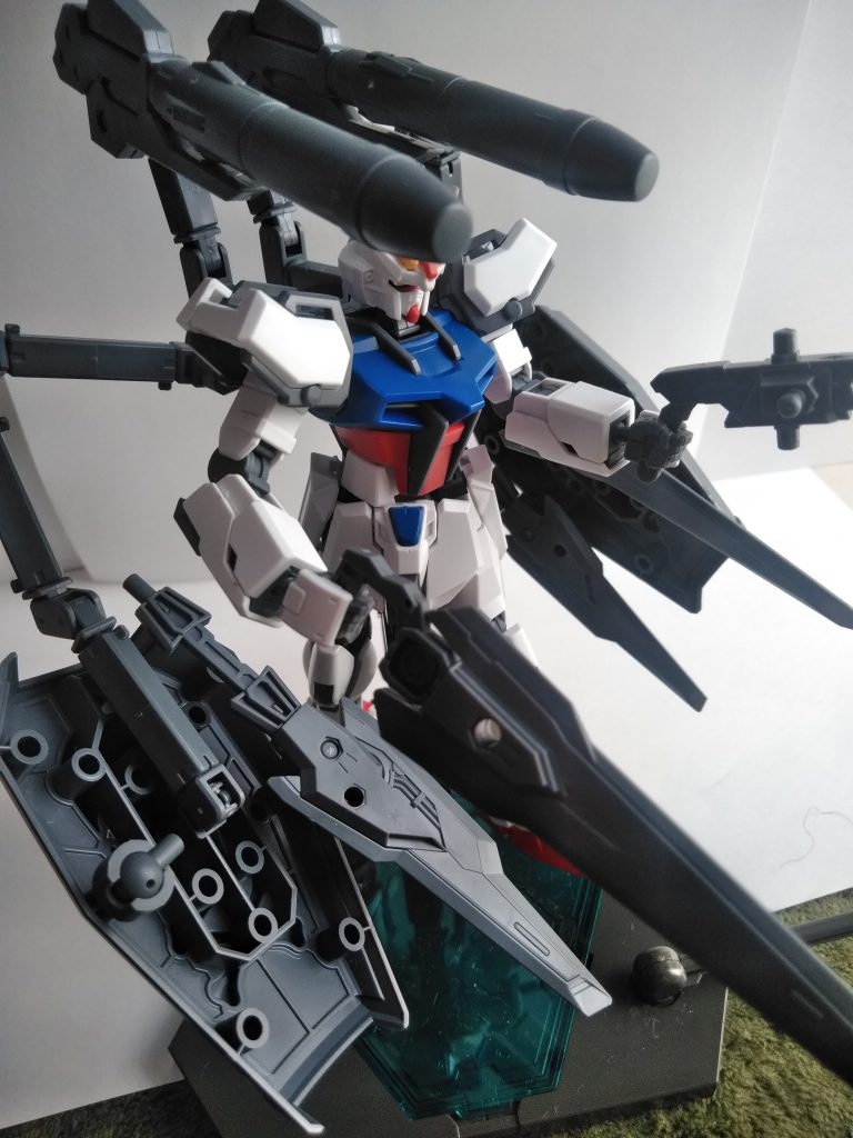 素早く近接戦へと移行できます。
距離を選ばず、安定した戦闘ができるマルチロール機に仕上がりました。