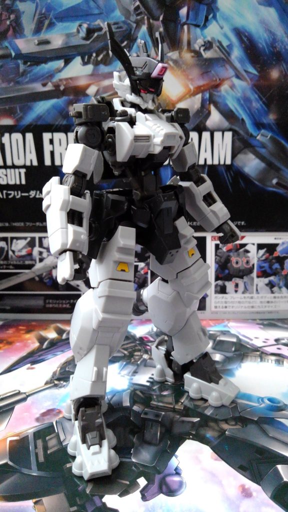 製作途中状態　もともと白がメインだった