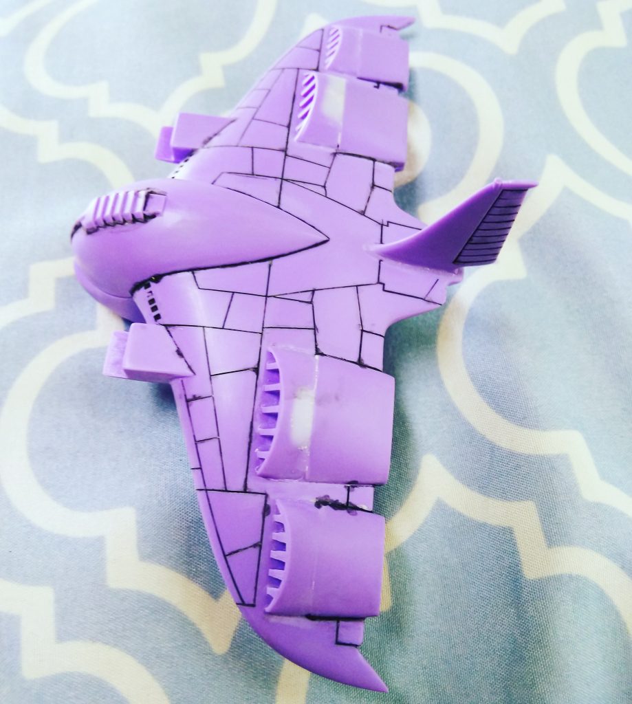 ただくんで塗るだけの予定でしたがさっぱりしてるんてスジ彫りだけしましたあえてエンジンカウルやコックピット周りはつるんと(^ー^)