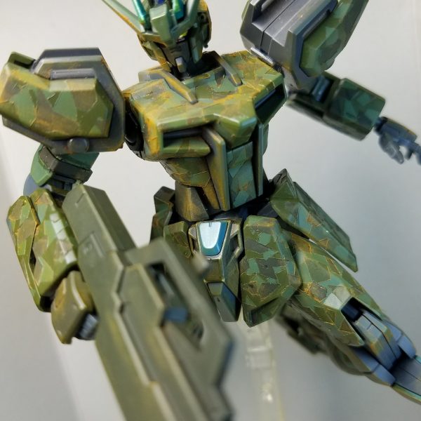 迷彩柄ストライクガンダム