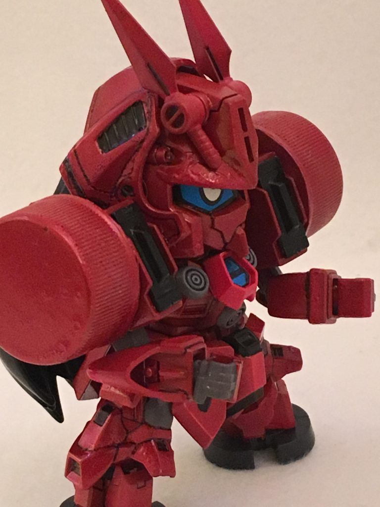 武装は錫杖と肩部のミサイルランチャー、頭部バルカンのみ。銃火器での戦闘が主体であるGアームズ世界においては珍しい白兵戦を主眼においた戦闘スタイルを好む。