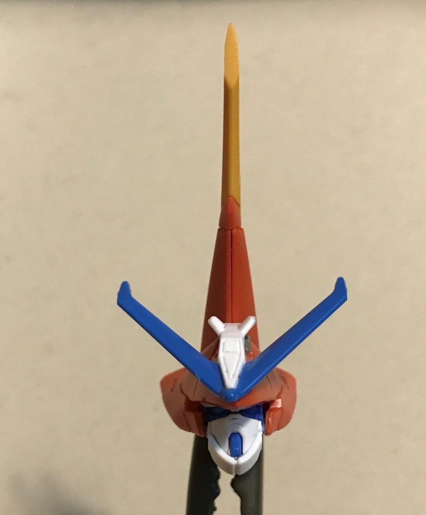 まずはアンテナと顔。何だかしっくりこなかったので・・・