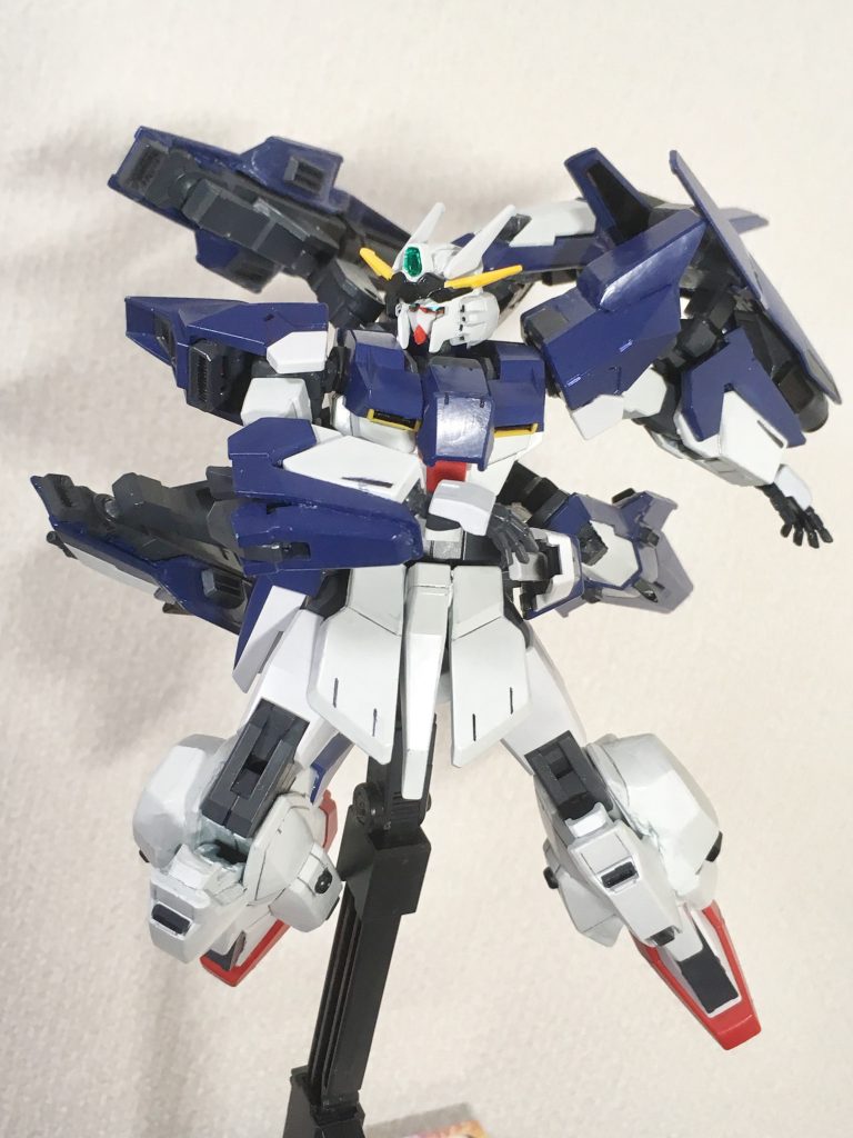 高機動戦闘特化型のこのバックパックのデータを見た10代の若いエゥーゴのメカニックが、40年後にサナリィのF97 クロスボーンガンダムの基礎設計に活かしたとかどうかは定かではない。