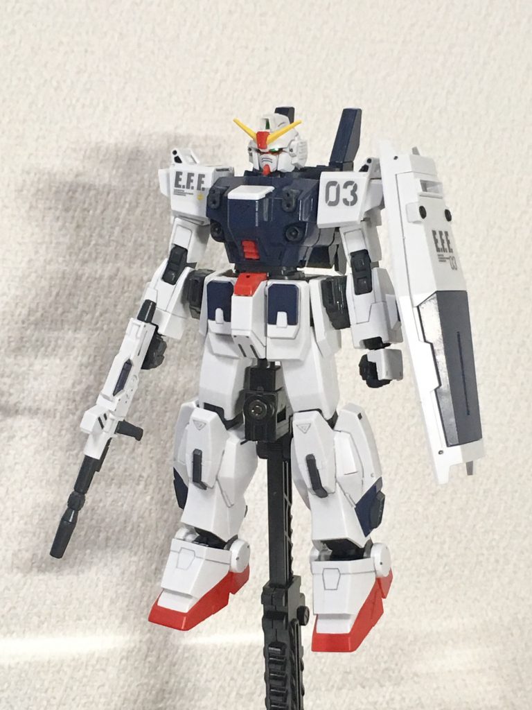 フルアーマー装備をパージして通常形態のBD3号機。フルアーマー装備用のフレームを直にバックパックに接着してるので、通常形態のバックパックは差し替えです。