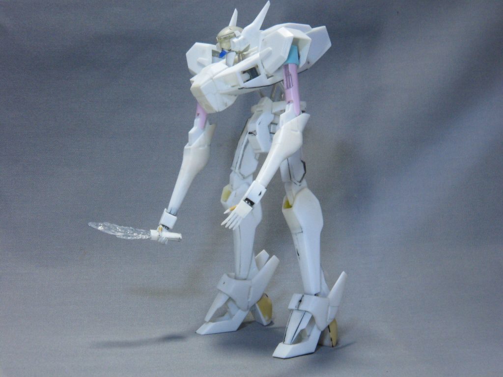 全体はプラ板の箱組