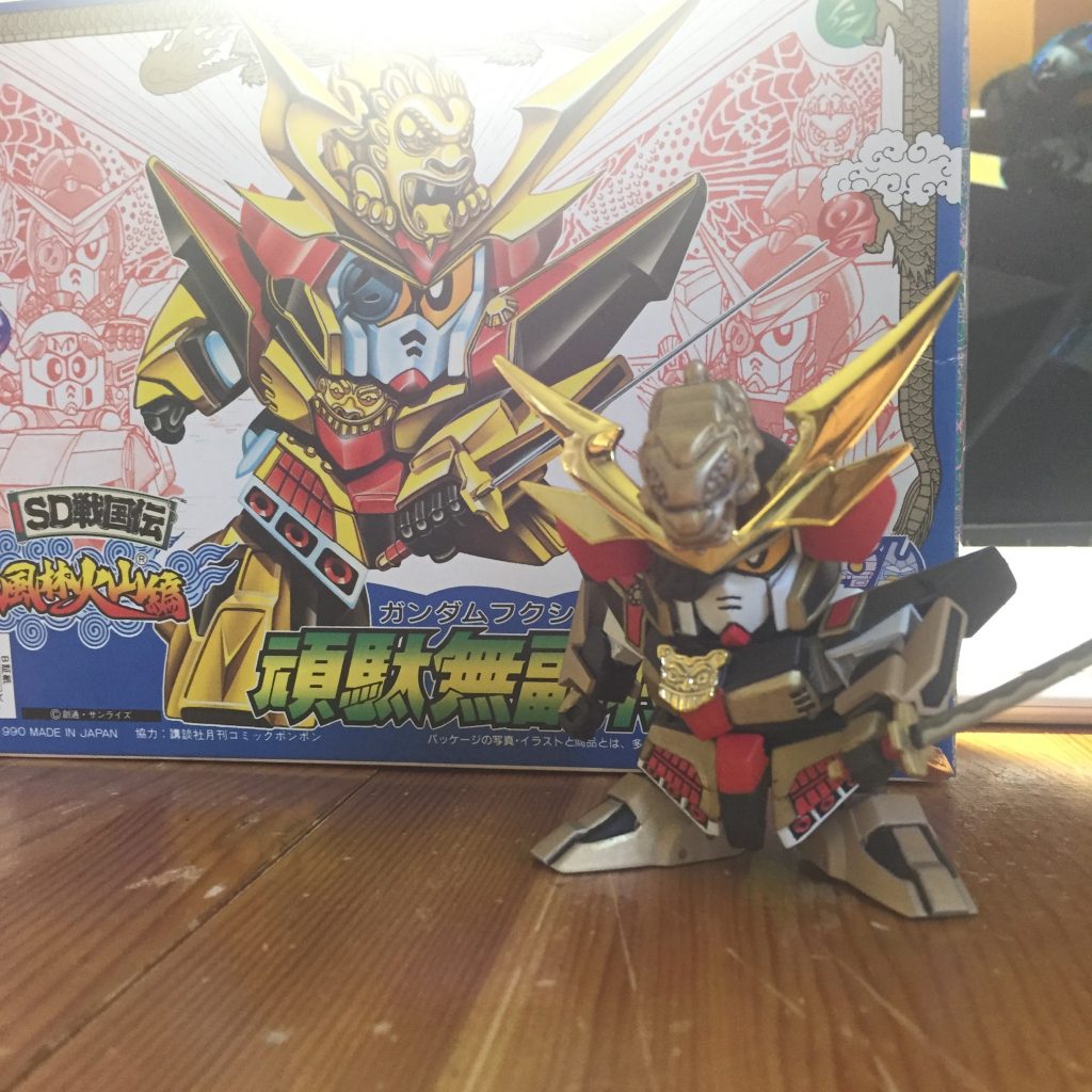 箱絵とは少し違いますが、ハイ、ポーズ。