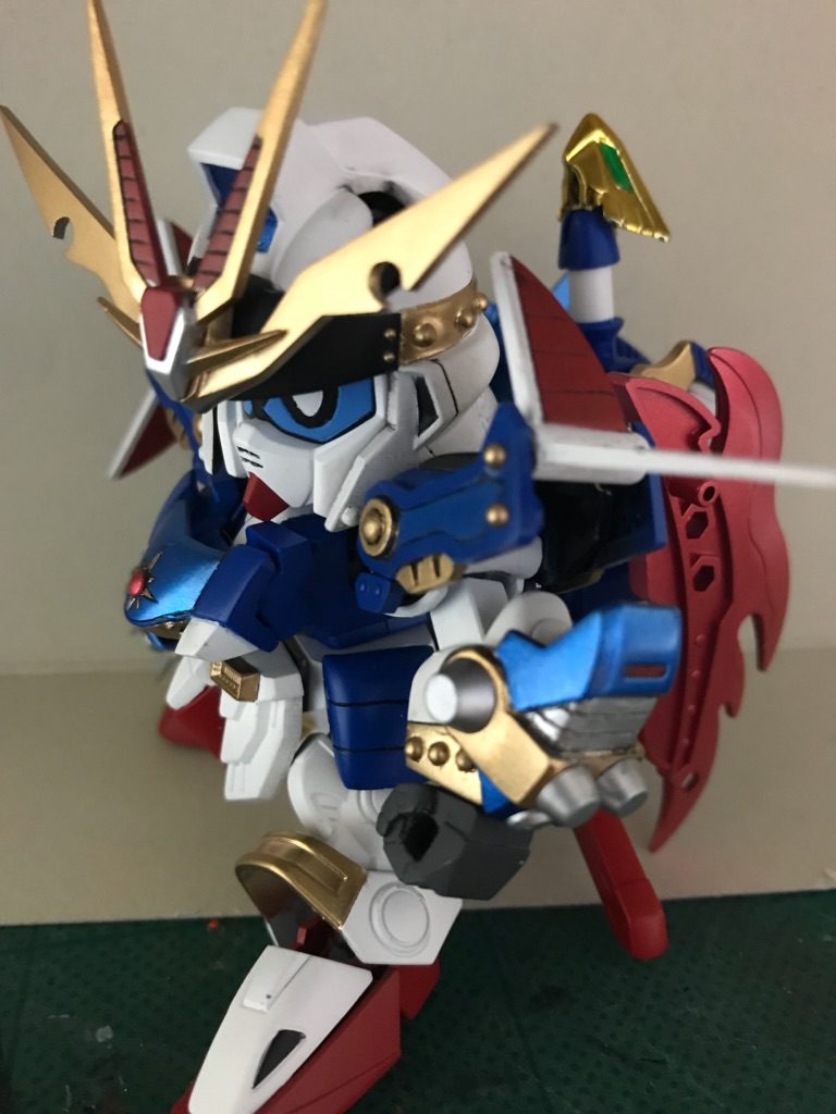 手甲もネオジム式なので手だけでなく腕にも装備できるようになっています