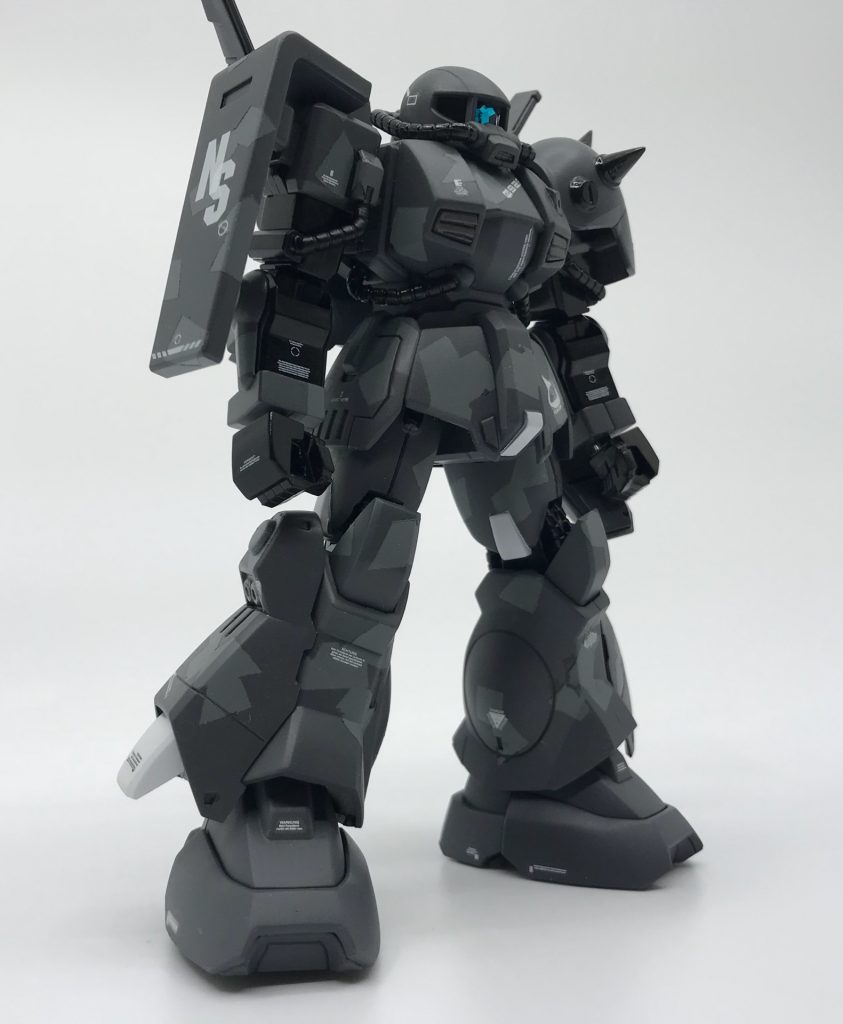 のす。を表すロゴ(?)をシールドにデカデカと