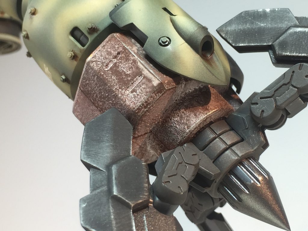 錆表現、金属表現、メタルカラー、迷彩地が密集する爪の動力部。とても好きです。