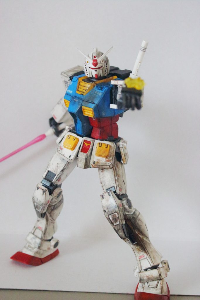 (´・ω・`)サーベルその2、クリアパーツはクリアイエローを筆塗り、ミサイルはガンメタルと黒鉄色