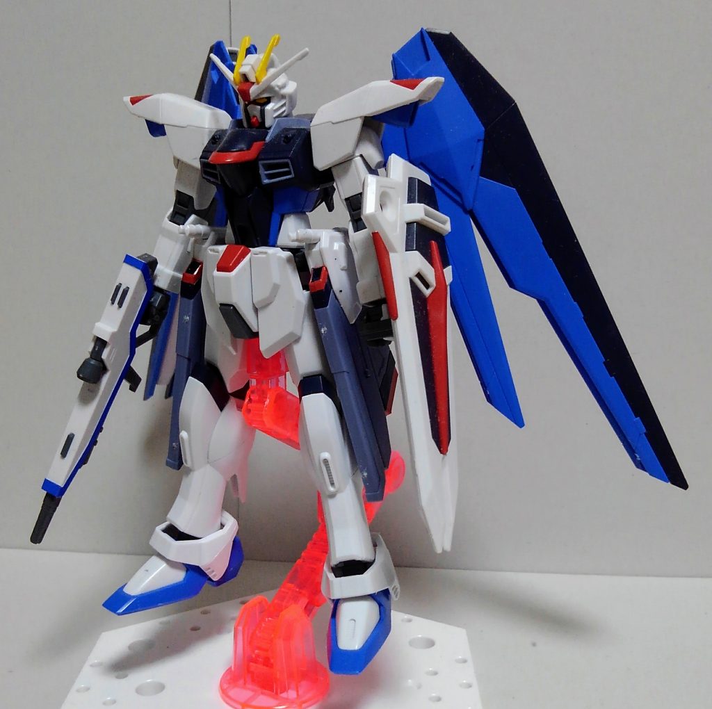 ZGMF-X10A フリーダムガンダム
自分がガンダムにハマるきっかけになった機体。最初はストライクフリーダムと区別がつかなかった...。