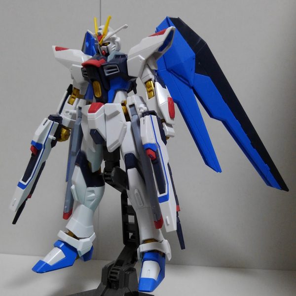 ZGMF-X10A/F フリューゲルフリーダムガンダム