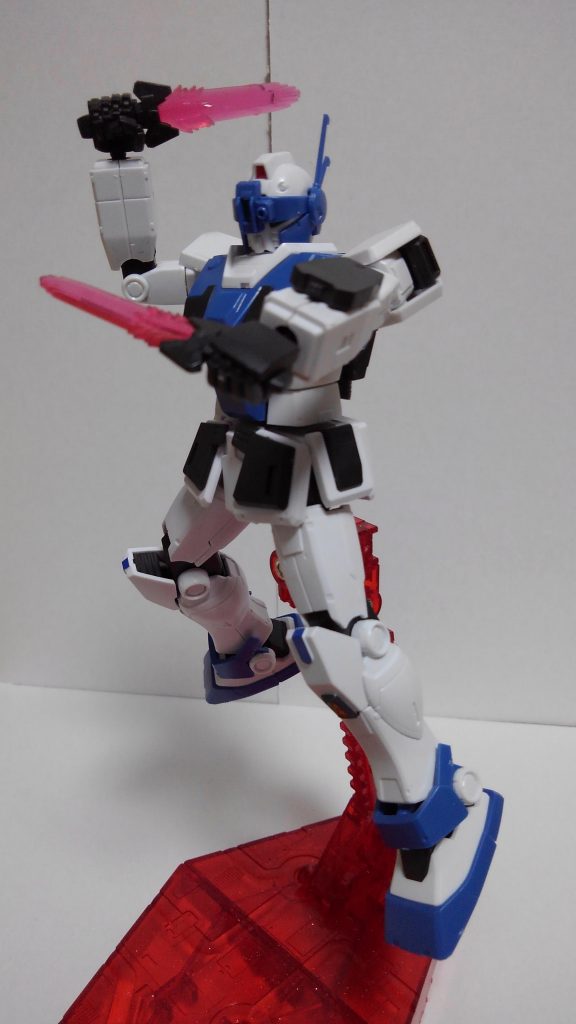 ビーム・ダガー。両腕にマウント可能。