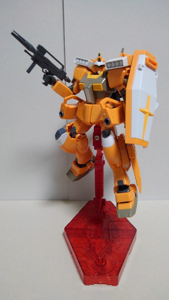 ジムⅢのビームライフル装備。