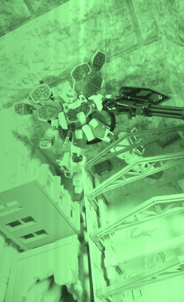 ナイトビジョン映像に切り替えた偵察機。この映像を師団司令部に送ったのを最後に基地からはすべての信号、電波は途絶えた………。