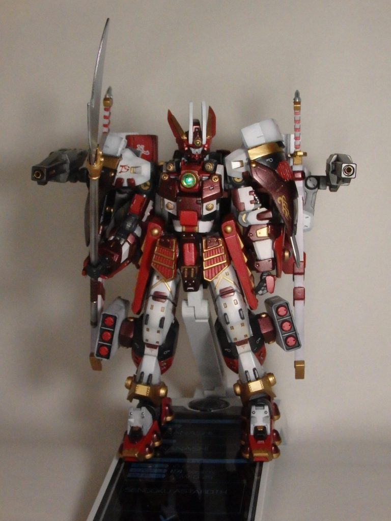 薙刀は武者の物を使用。あとはABOオプションやビルダーズパーツ等を使用。足のミサイルは磁石で取り付け。