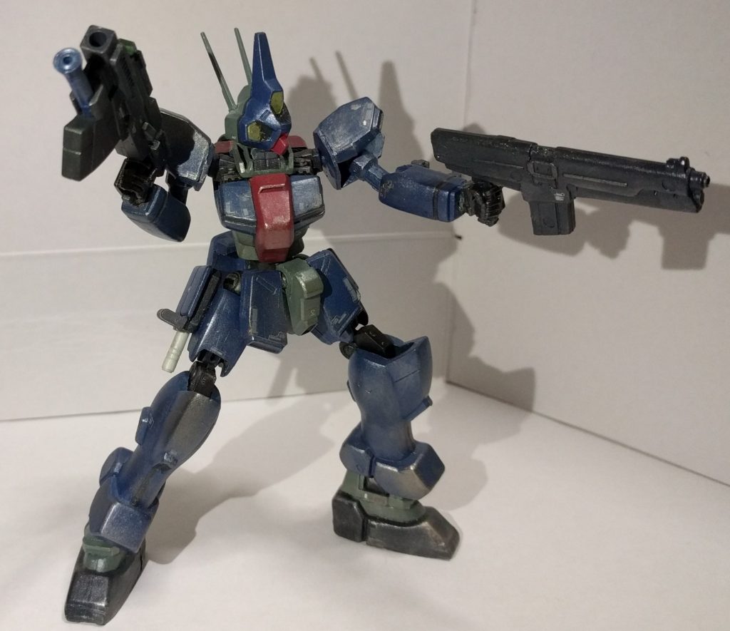 付属の90mmマシンガンはグリップ部分をF91のビームライフルの物に交換してます