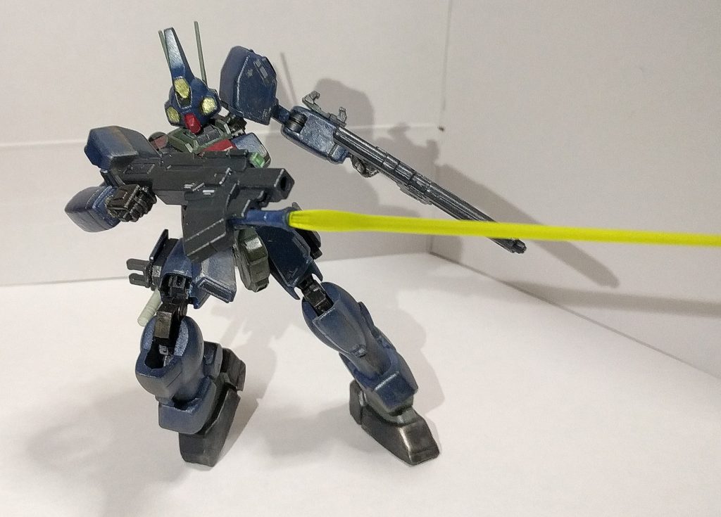 アサルトショットガンの下部に取り付けてあるビームサーベルにもビーム刃を付けることができます