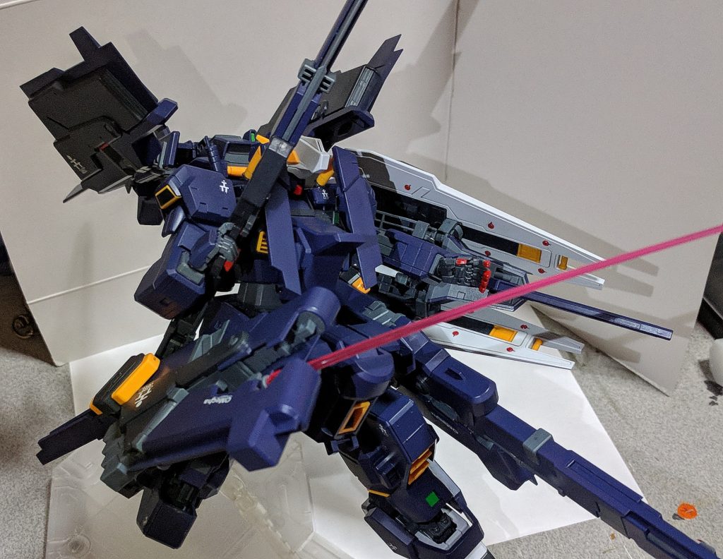 合体後もフルドドのギミックは全て機能してます、動かし辛い難点はありますが、この状態でも全身が可動できるのは凄いと思いました

（ここから先はフルドドを軽く紹介