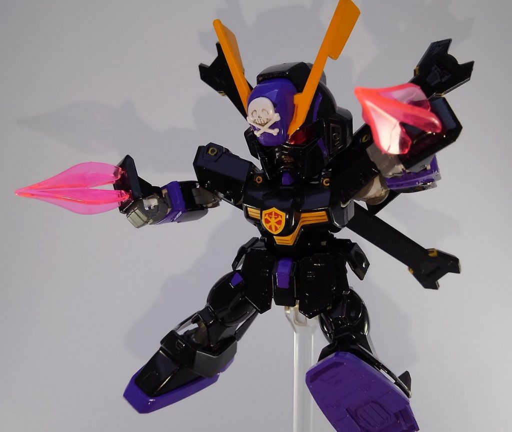 一応フレームも含めて頭の先から足の裏まで９割くらい筆塗装でざっくり作りました。