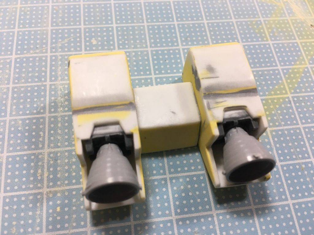 プラ板の箱組みも初チャレンジでした。