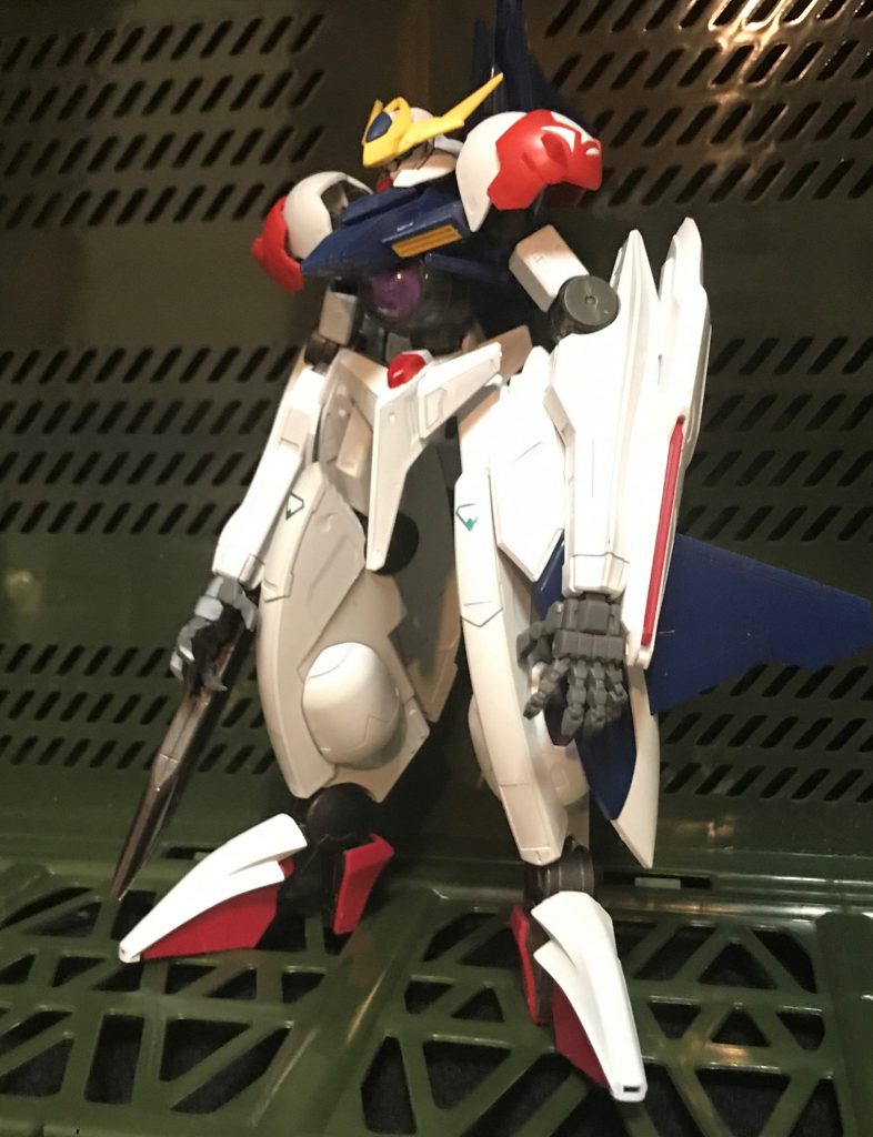 こぶしはコトブキヤのワイルドハンドを使用してレクスっぽくしてみました。