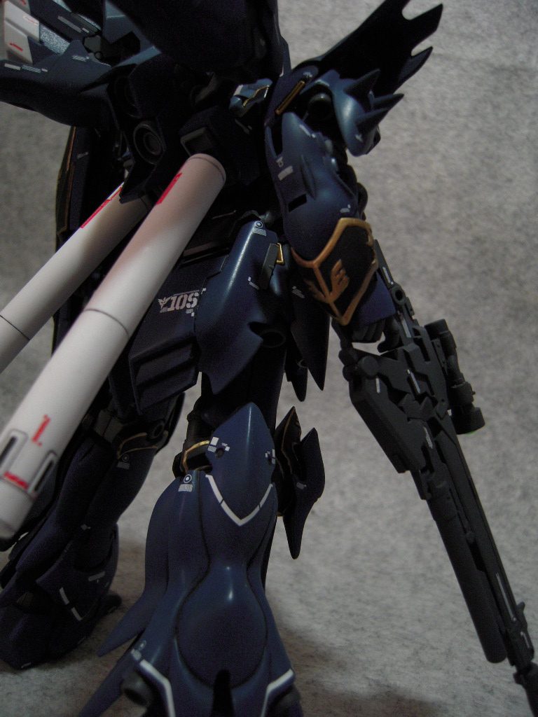 HGUC シナンジュ–4枚目/制作者：Atz