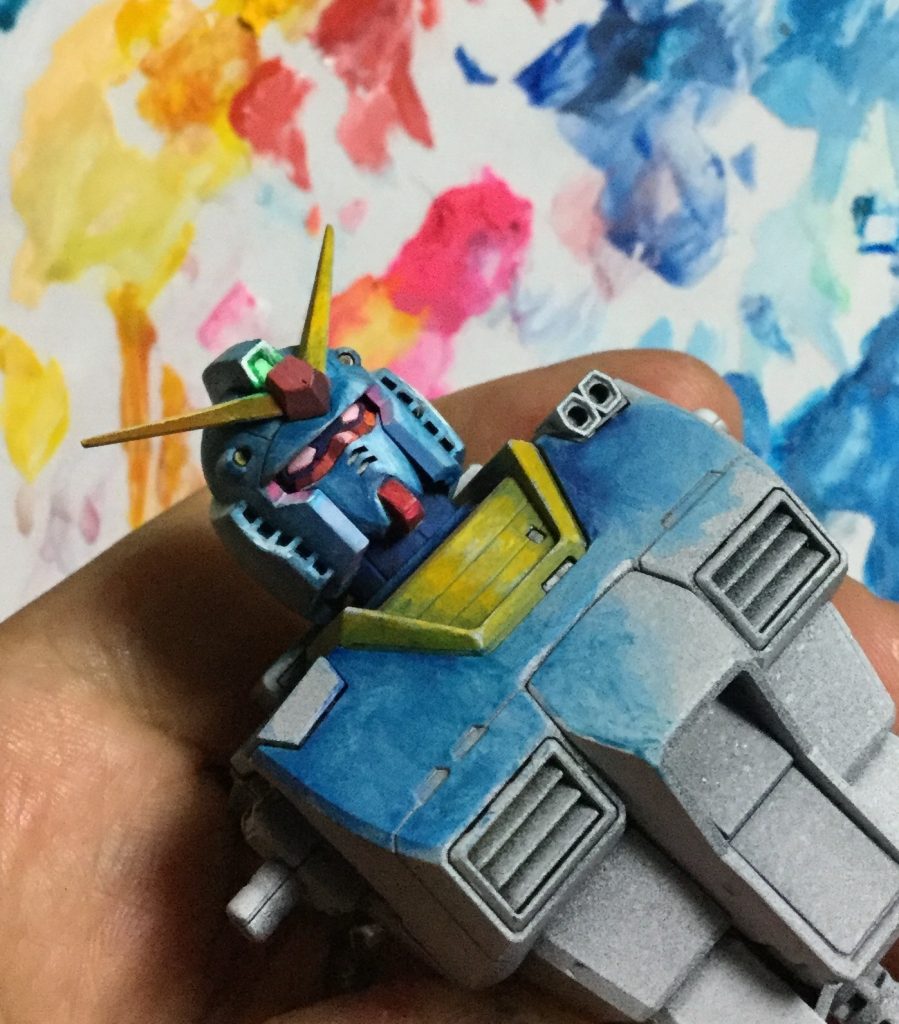 頭部胸部を組み立てながら塗る