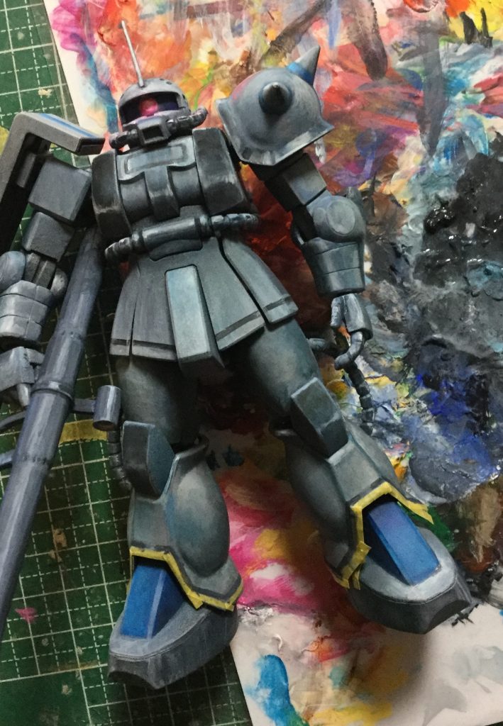 マスキングテープをガイドにラインを手描き