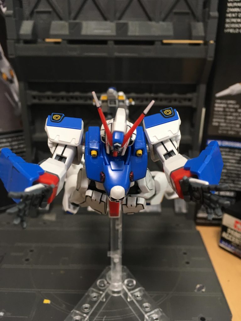 [あ・・・Iフィールド全開・・・脱・・・出っ！]