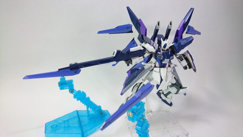 ドラグーンシステム
新型ドラグーンを合計8機装備しており十分な性能を示したため、調整したものがそのまま採用された。
ストライクフリーダムのプロトタイプならドラグーンくらい装備しないといけませんよね。
ディスプレイが大変で、今後の写真でも全部は展開させていません。