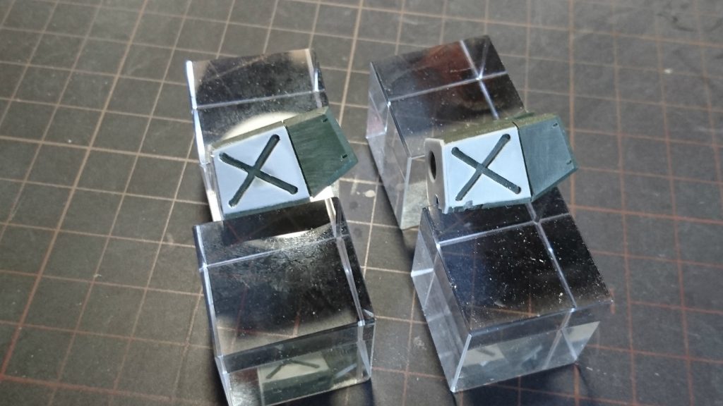 うっかり削りすぎたのでこんな細かいところも作り直したりしました