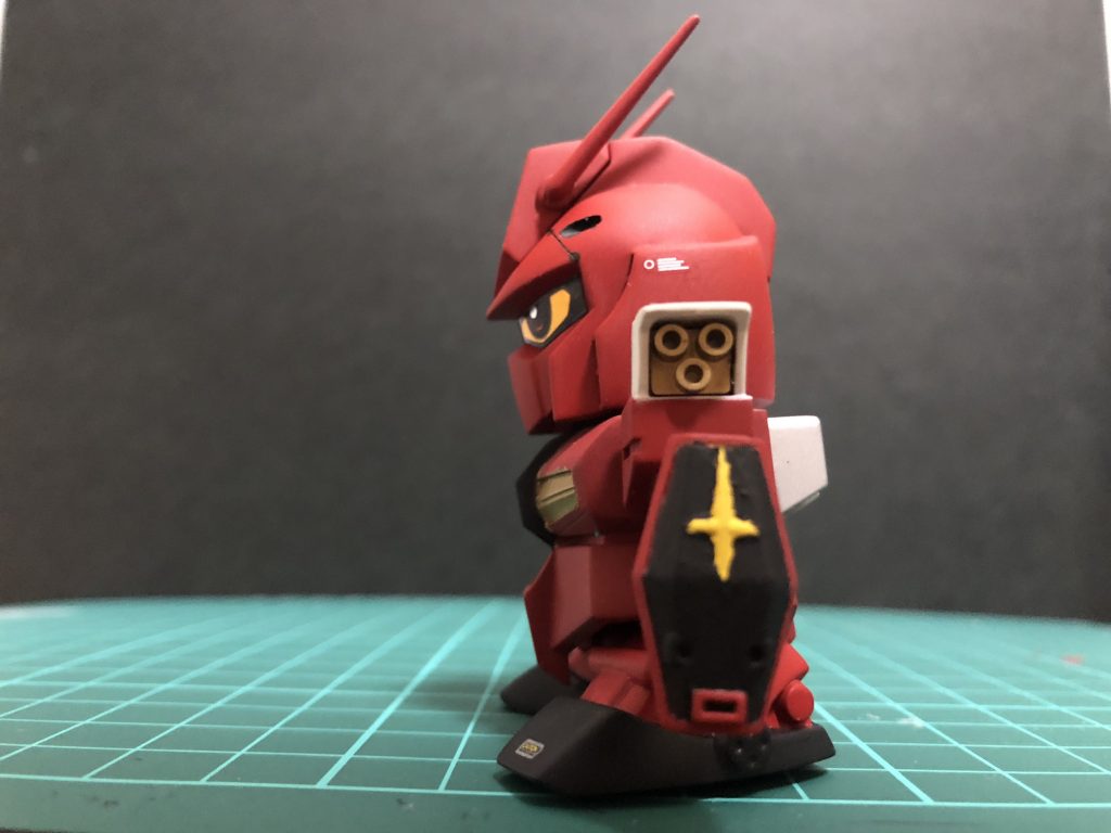 シールドは好みの色で