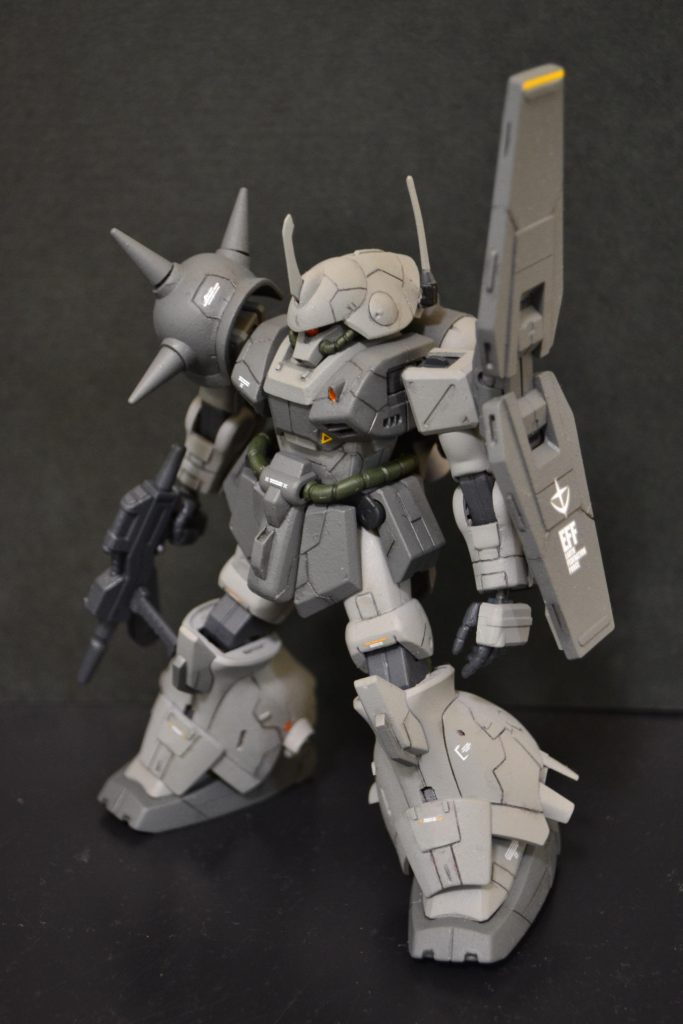 前から
つま先と股間部を連邦っぽくしたつもりです。