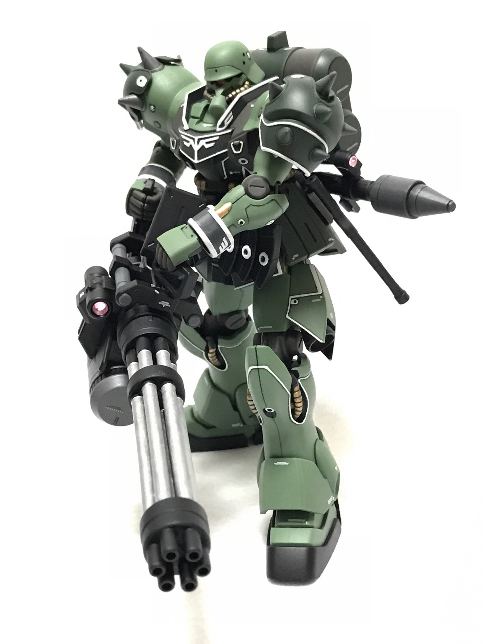 HGUC 1/144 ギラズール 親衛隊仕様｜@gyuuuutoraさんのガンプラ作品 