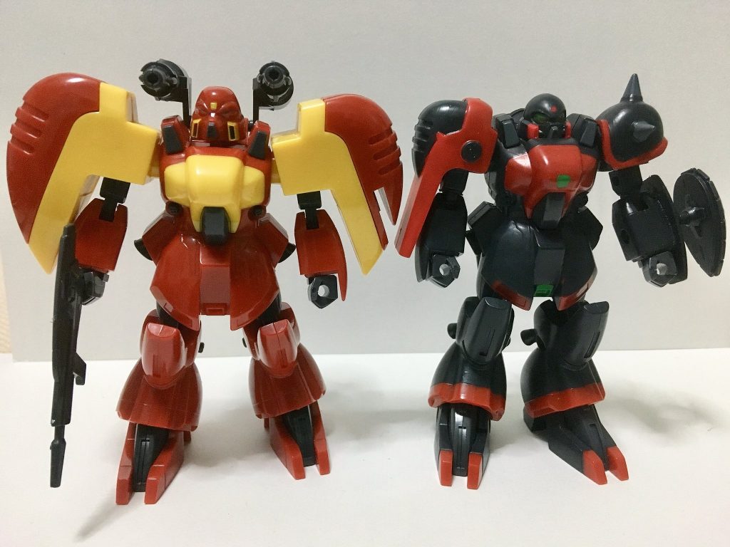 MSインポケットのゾロアットと並べてみました。