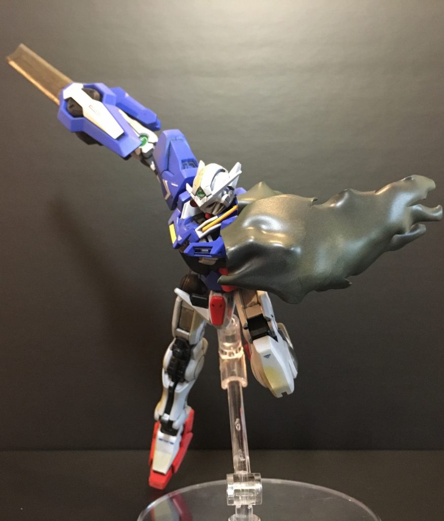 躍動感漂うポージング笑