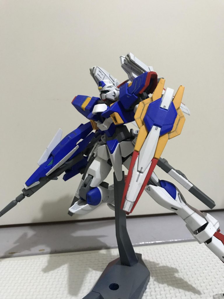 いつかは作ろうと思っていて、ようやく形に残すことができました(´∀`; )装備も全て収納できる物だけに縛り、シンプルに動きやすくするよう心掛けました。
大きい武器は好きですが、我慢(´・ω・)