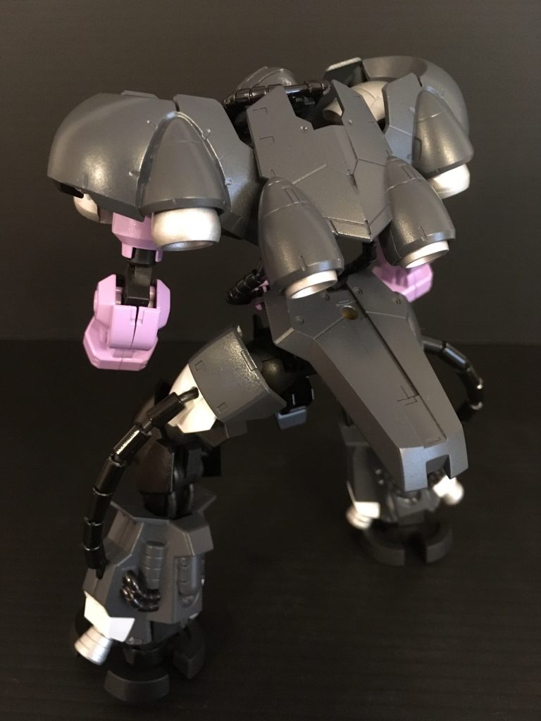 ザクアステリスク–3枚目/制作者：mayuge