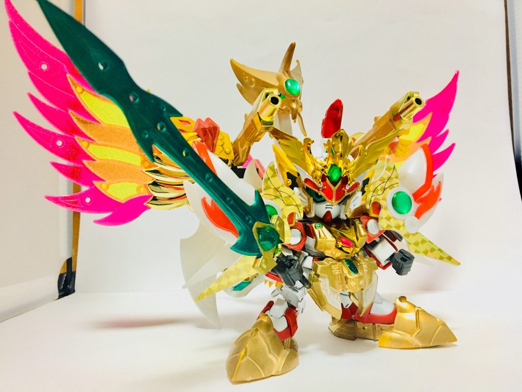 武器は、合体により形状変化した設定で「閃光剣蛍丸・極」となります。