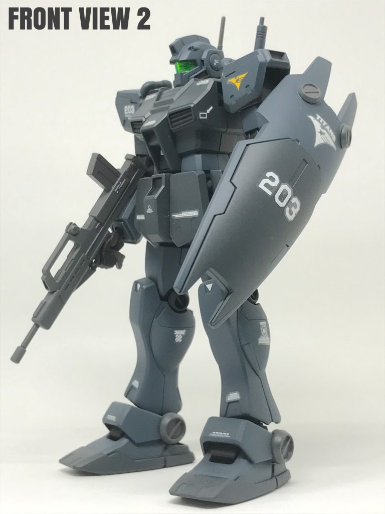 カラーについては、先のマークⅡに合わせる
ためにダークブルー系で仕上げました。