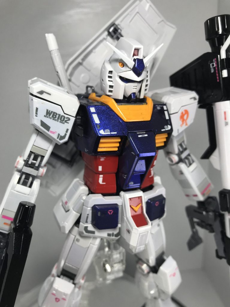 MG RX-78-2 ガンダム ver.3.0 パールとプリズム塗装仕上げ–3枚目/制作者:モルガナ