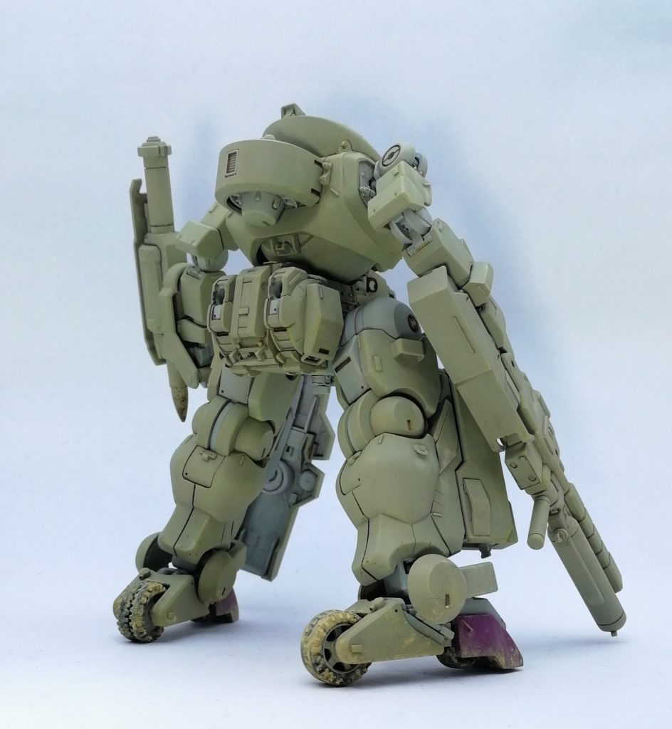 尻の接続部は接続能力を生かしてます。まだレッドベレーな拡張装備可能だったり。