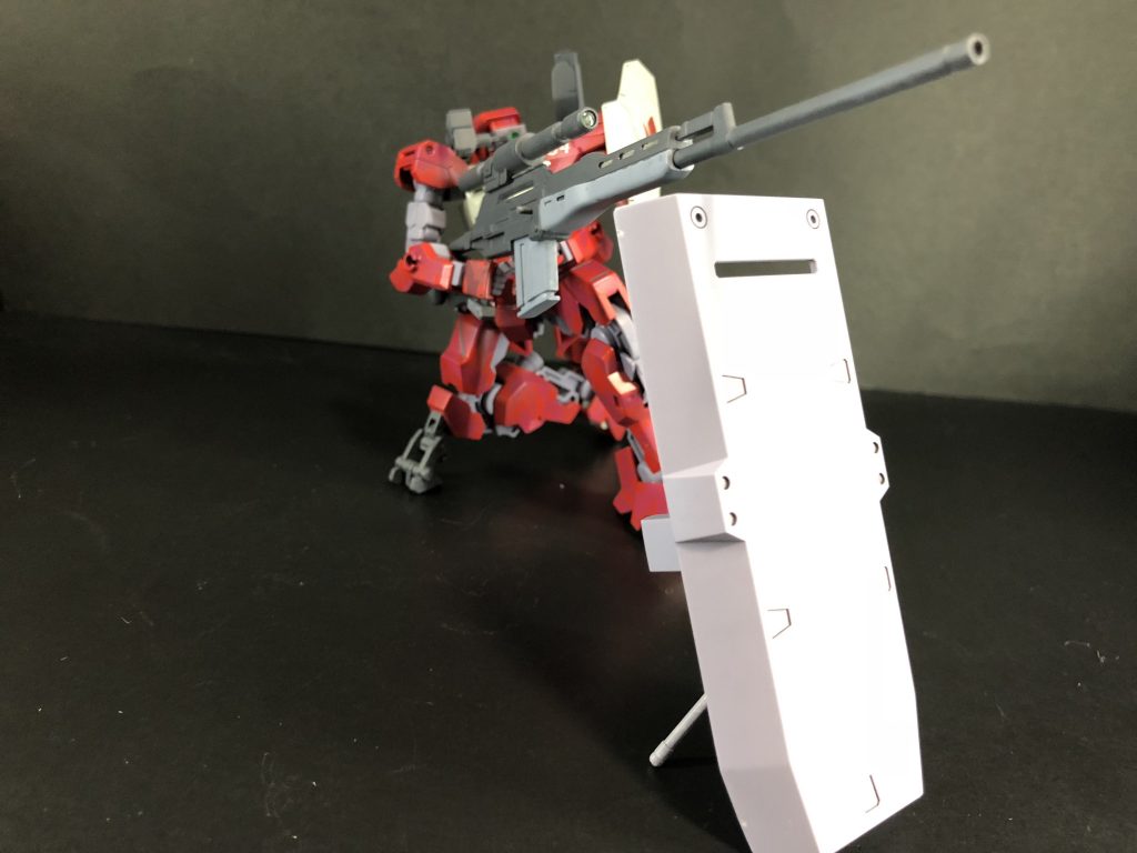 獅電のでかい盾で輝き撃ちみたいな感じで。