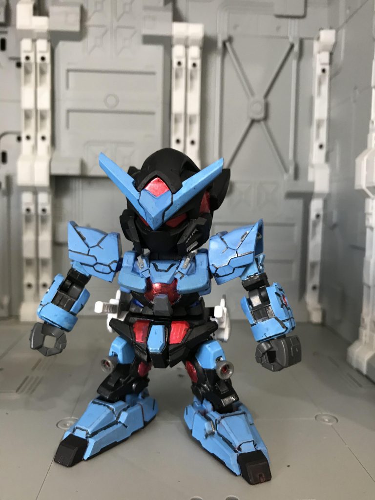 マフラーを外し状態です。
塗装とパーツを削る以外はほぼしていないお手軽仕様です。