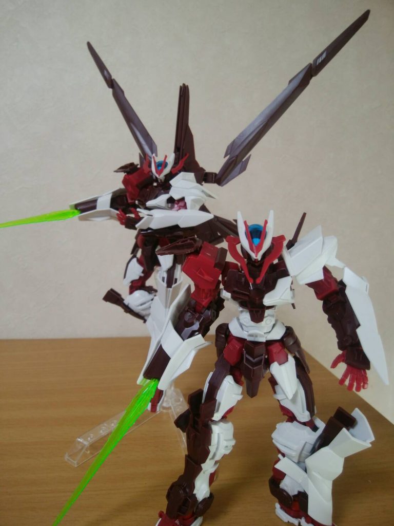 ダブルアストレイノーネーム–3枚目/制作者：Sasha